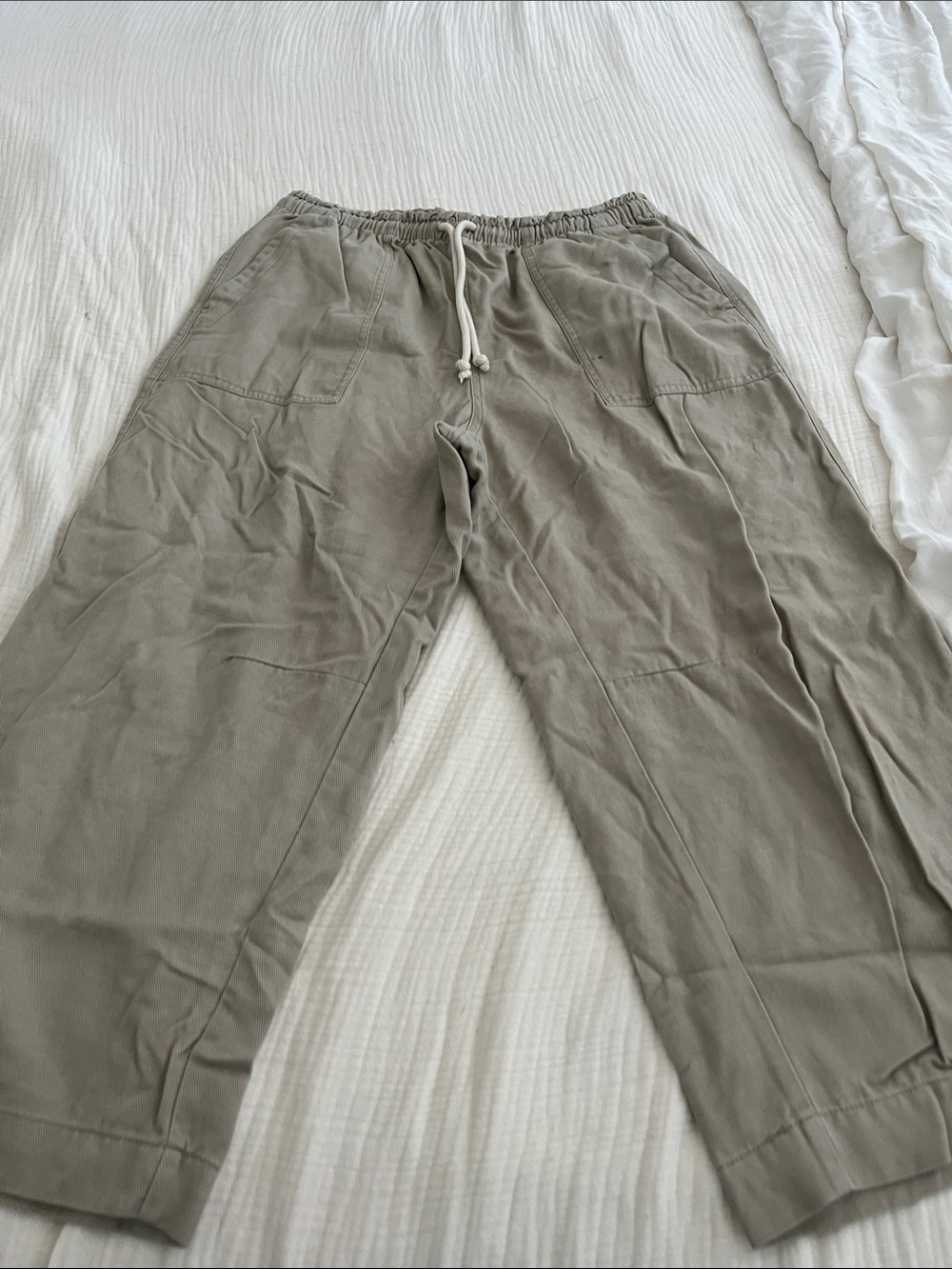 Old Navy Drawstring Women’s Pants in Khaki